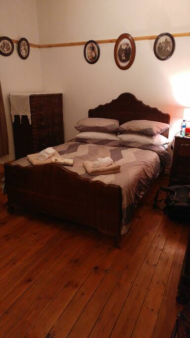 Ouma's private room