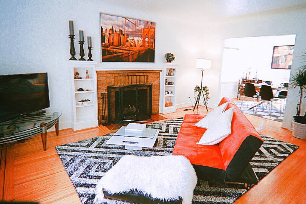 Living room when you first walk in