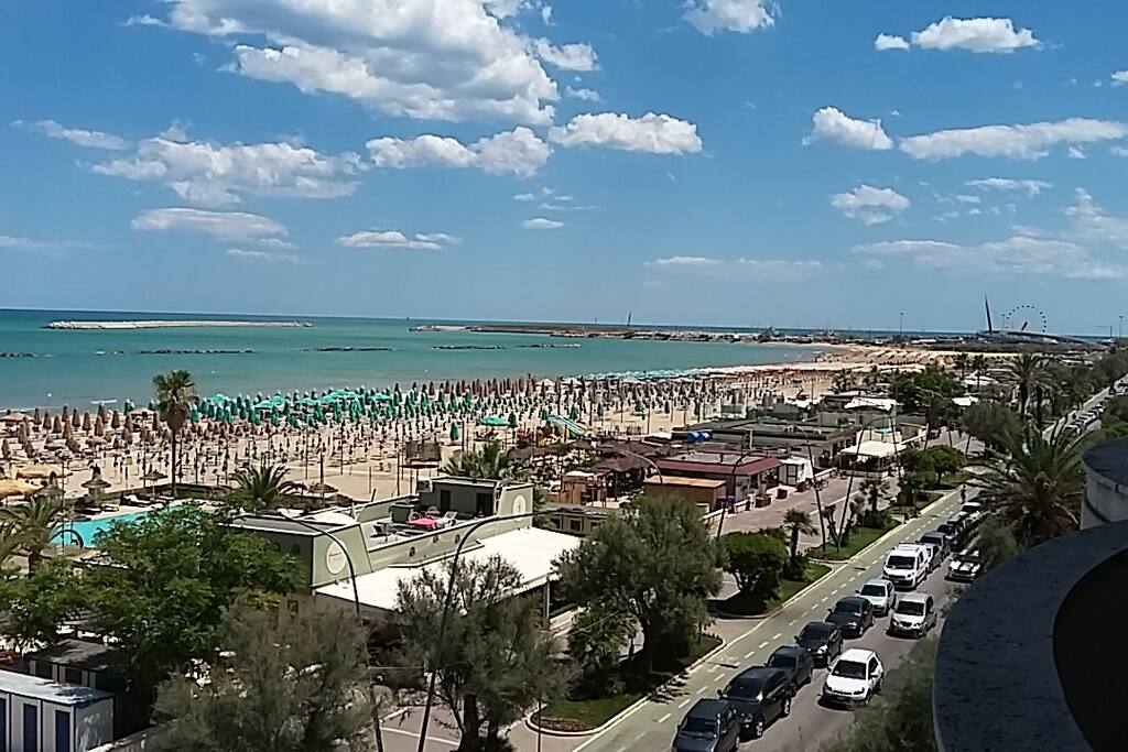 vista dal balcone camera grande