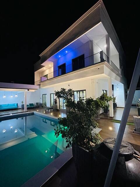 Villa Nayfal