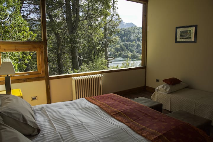 priestranné aj s tretím lôžkom v druhej izbe