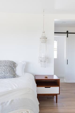 Stunning Hanalei Bay and Ocean View Home with Private Pool gallery image 2