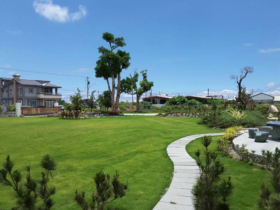 庭園草地區
