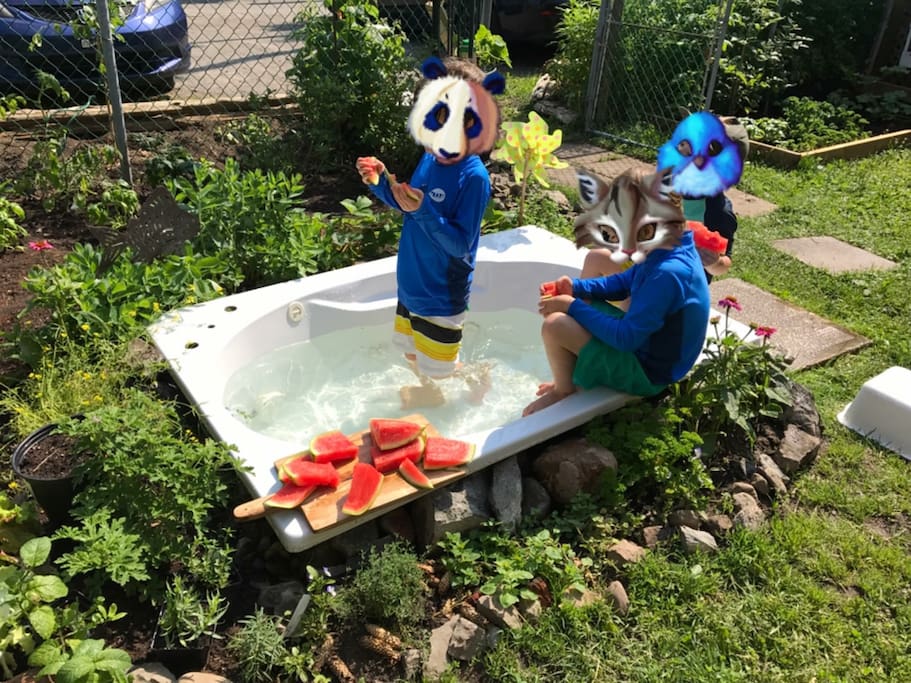 Refreshing Garden and pool for kids or parents.