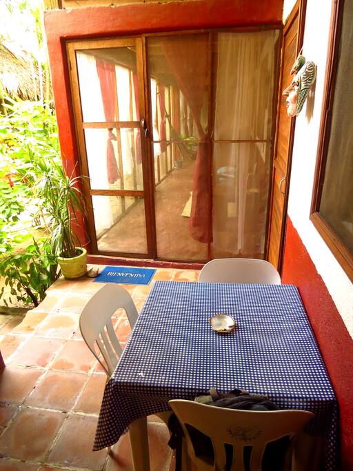 Comedor junto a la cocina
