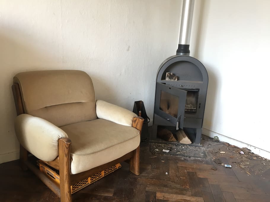 Sessel am Kamin