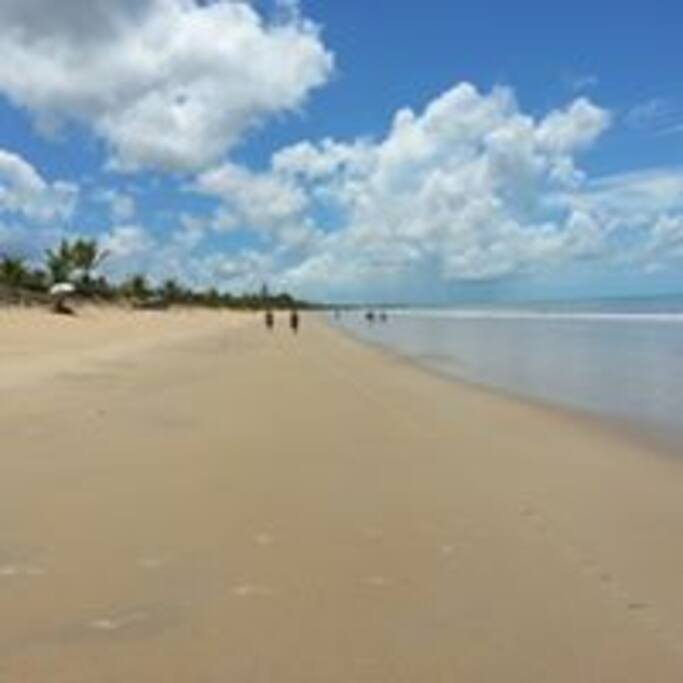 fazer caminhada logo pela manhã e um mergulho nesta praia é tudo de Bom!