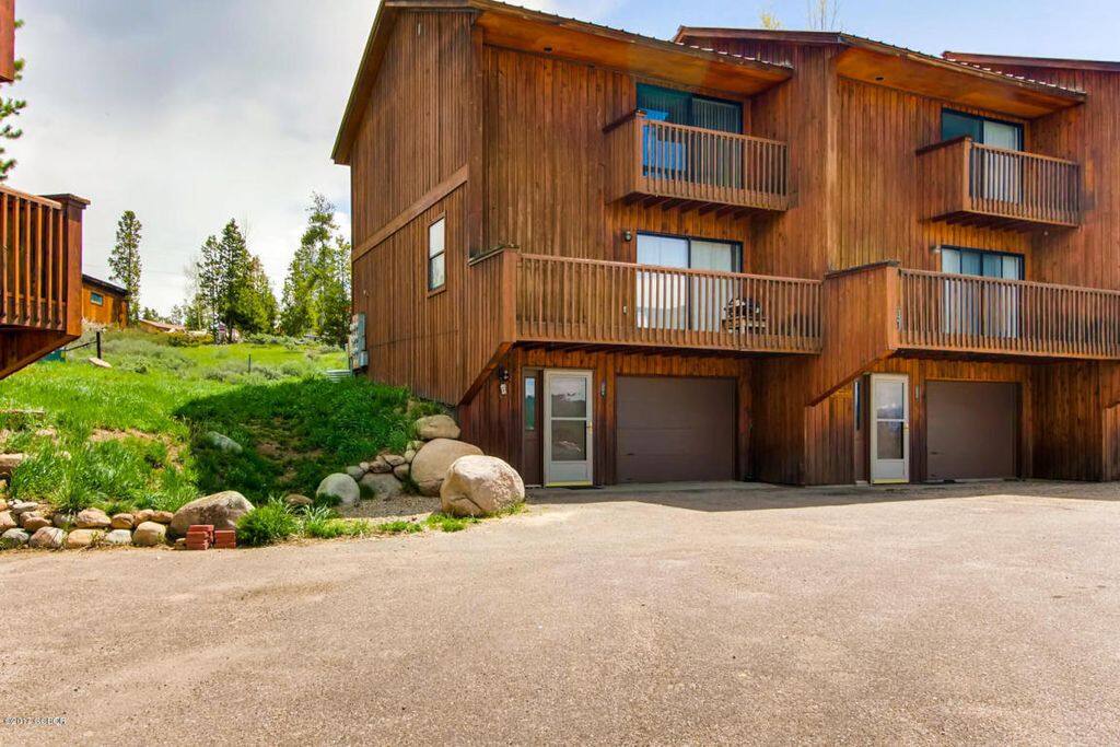 End Unit with garage and open space off the back door