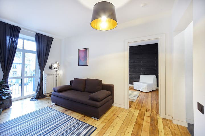 Spacious and Attractive apartment.