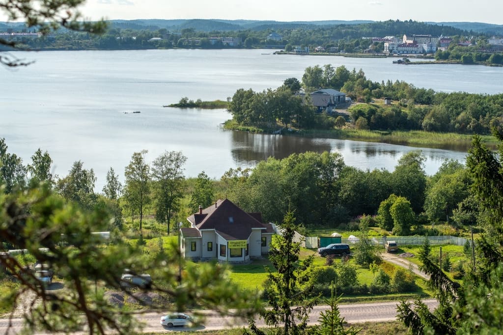 Купить дом в сортавала. Остров Риеккалансаари Сортавала. Красная горка Карелия Сортавала. Поселок красная горка Сортавала. Поселение Заречье Сортавала острове Риеккалансаари.