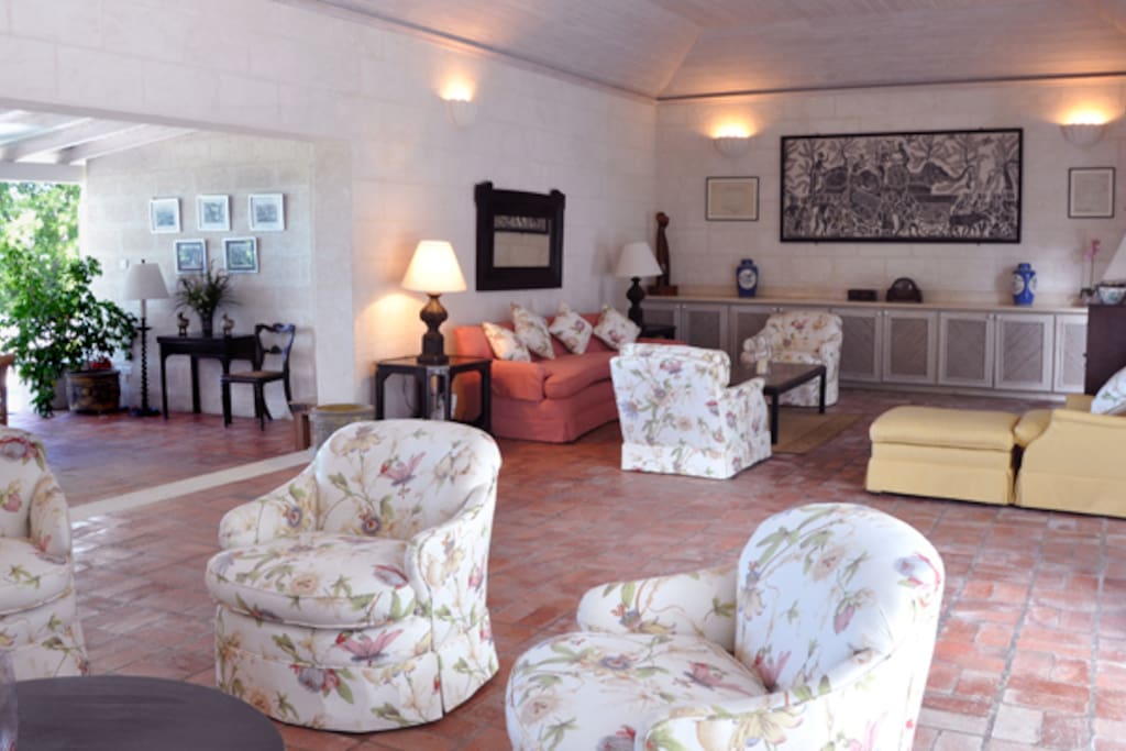 Sandy Lane-Casuarina - Lounge area