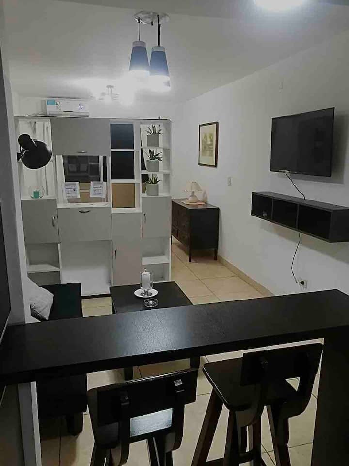 Hermoso Y Cómodo Departamento En Salta - Salta
