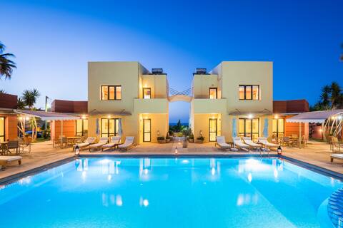 3  Villas,Sleeps 18, Beach, Pool