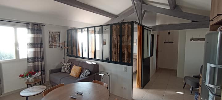 Gîte Avec Vue Panoramique
4 Personnes - Grasse