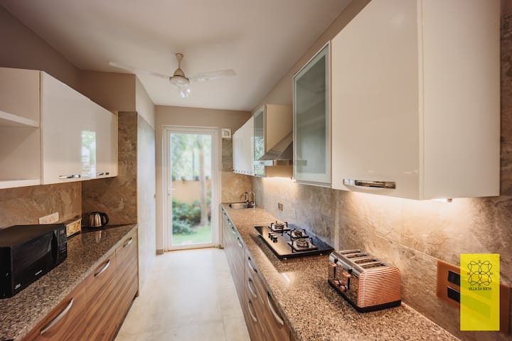 Kitchenette image 1