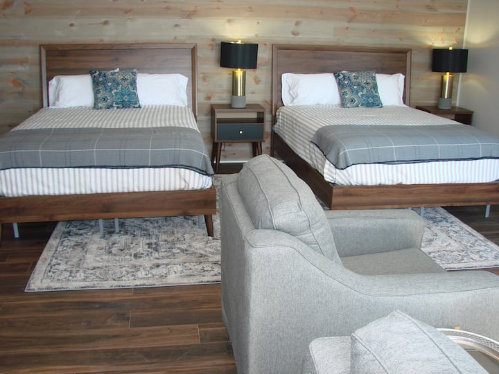 Hearthside lofts & Events Room 202 Watkinsville Boutique hotels for