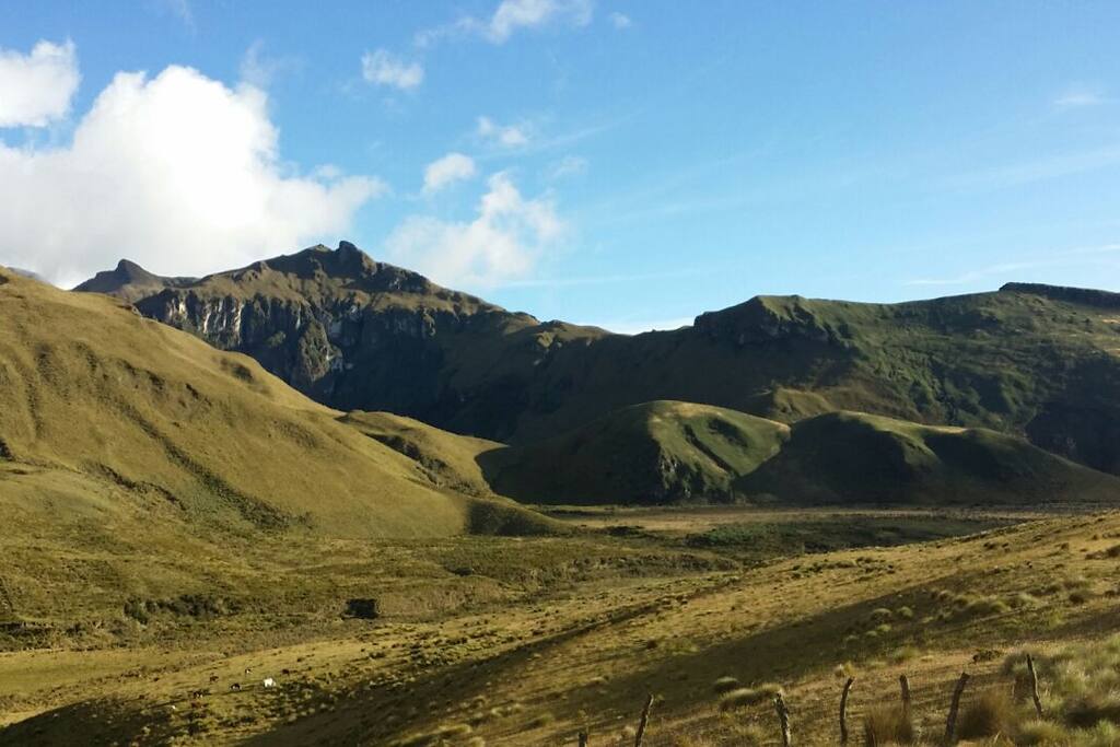 sendero de los alrededores
