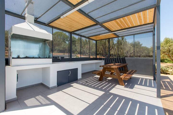 Lux villa * Private Pool * Seaview & BBQ gallery image 5