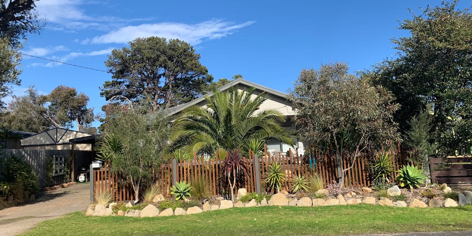 White Haven- Spa and man cave. Hot springs offer