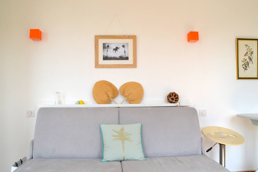 Canapé/lit neuf, matelas bultex