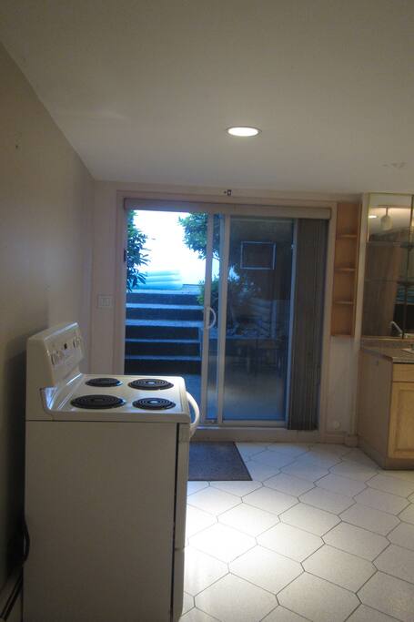 Kitchen/lounge