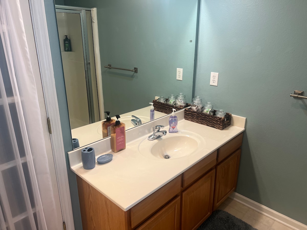 Cozy 3 bedrooms/chateau elan area/road Atlanta