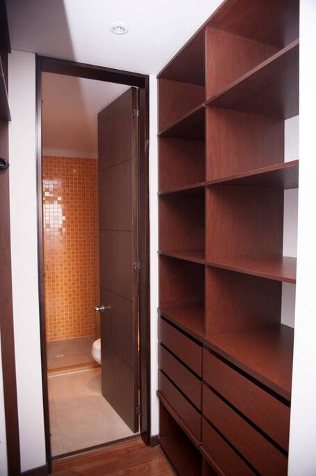 Walk in closet