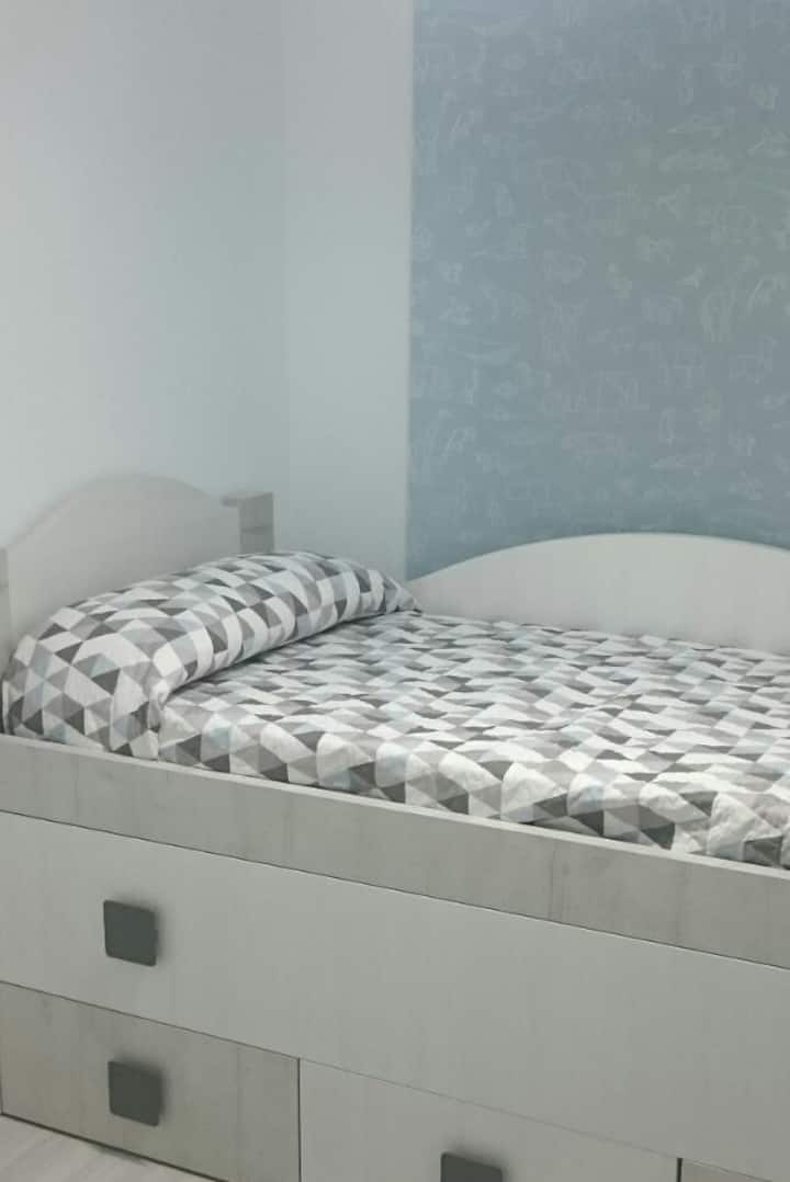 Habitación con 2 camas de 90cm