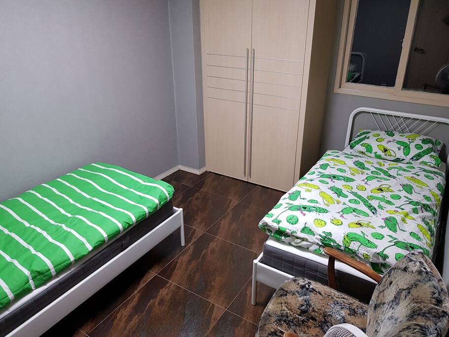 Private room - separated beds