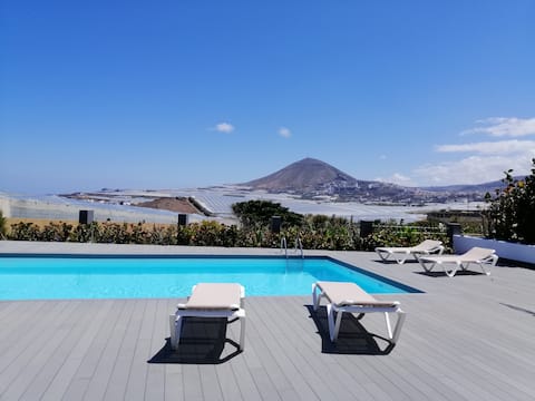 THE SHEPHERD'S HOUSE