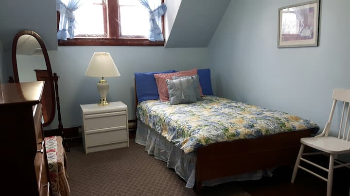 חדר שינה רביעי