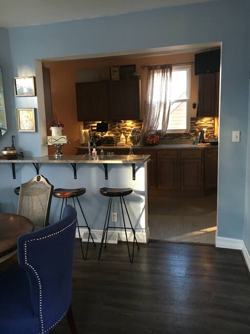 breakfast bar