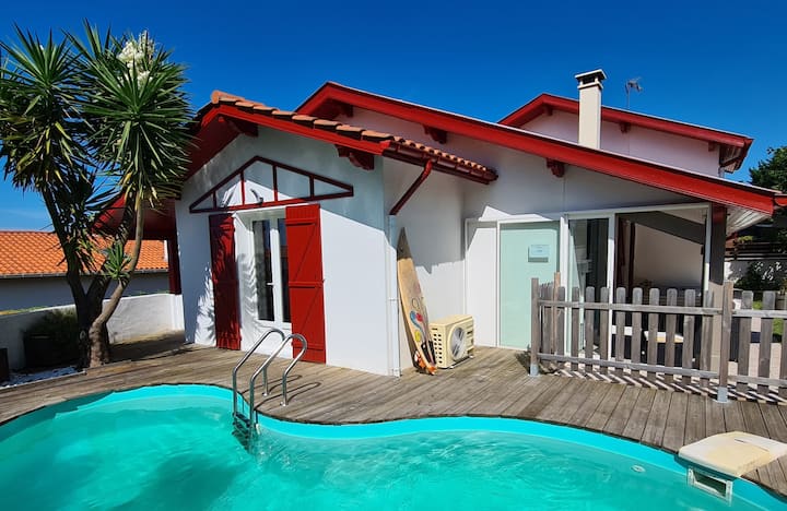 Casa Hendaya. Piscina climatizada. 2 km playa - Airbnb