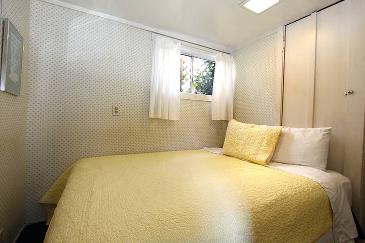 Seagull Inn Bed and Breakfast managed Airbnb listing 1
