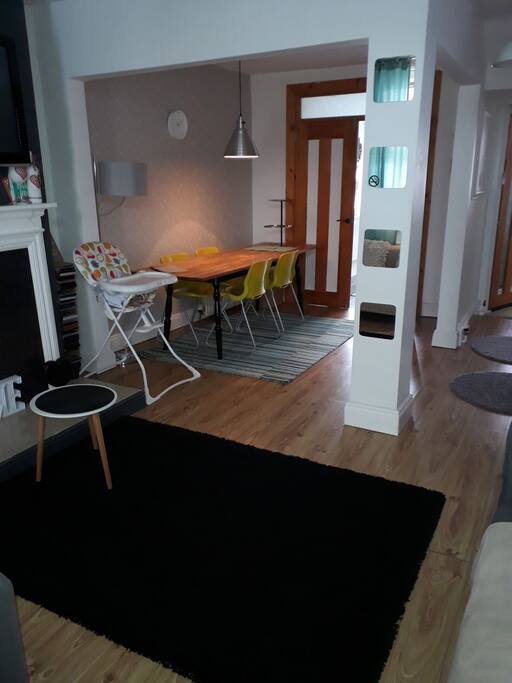 Open plan living / dining area.