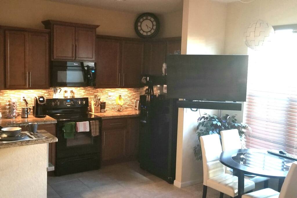 Kitchen / Living room