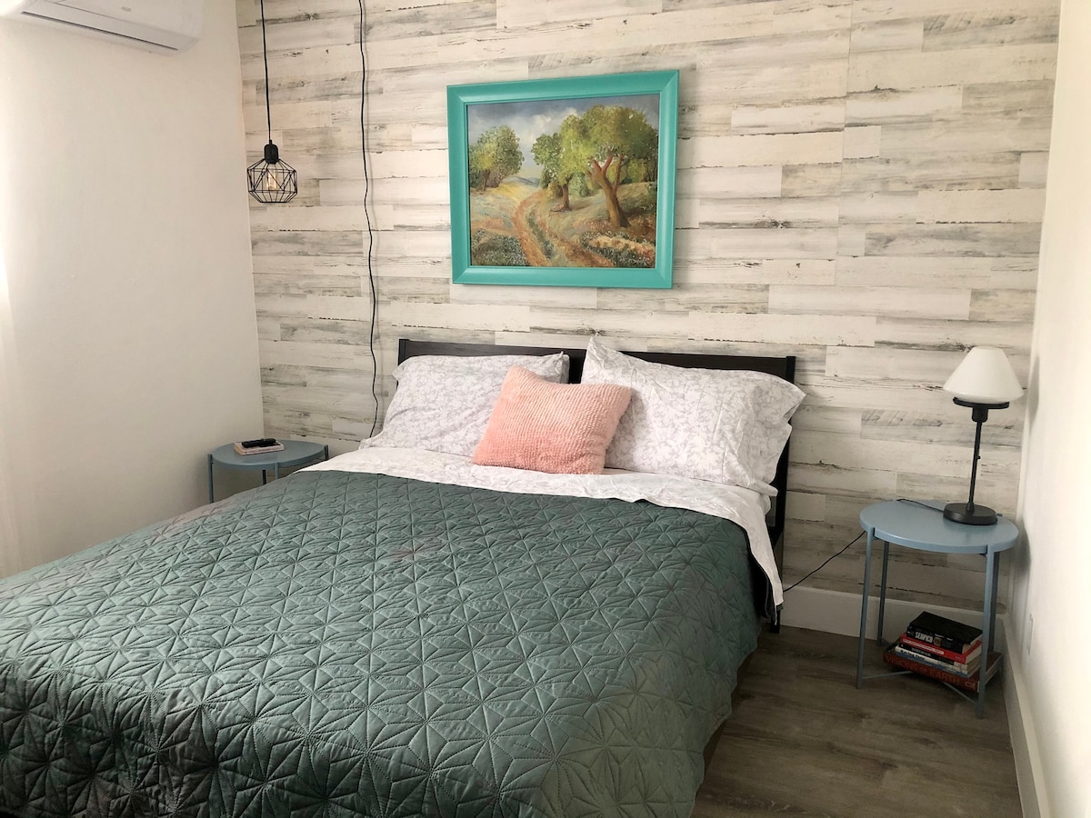 Bolm Apt 19B