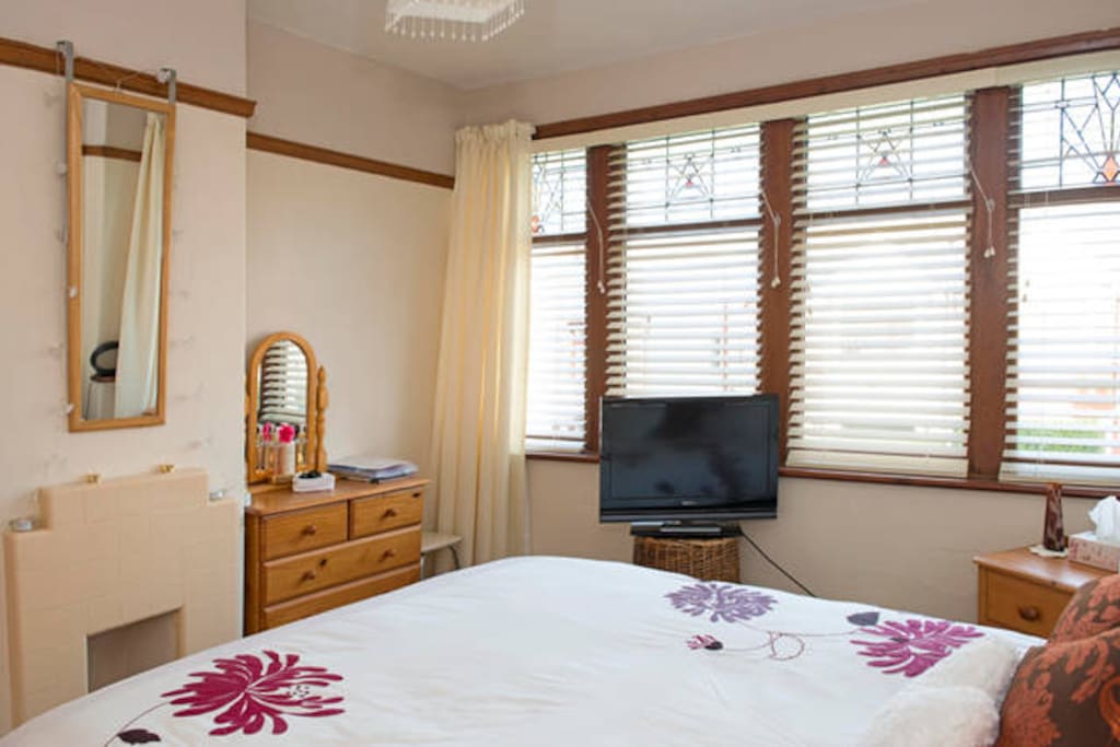 TV, hairdryer and towels are available