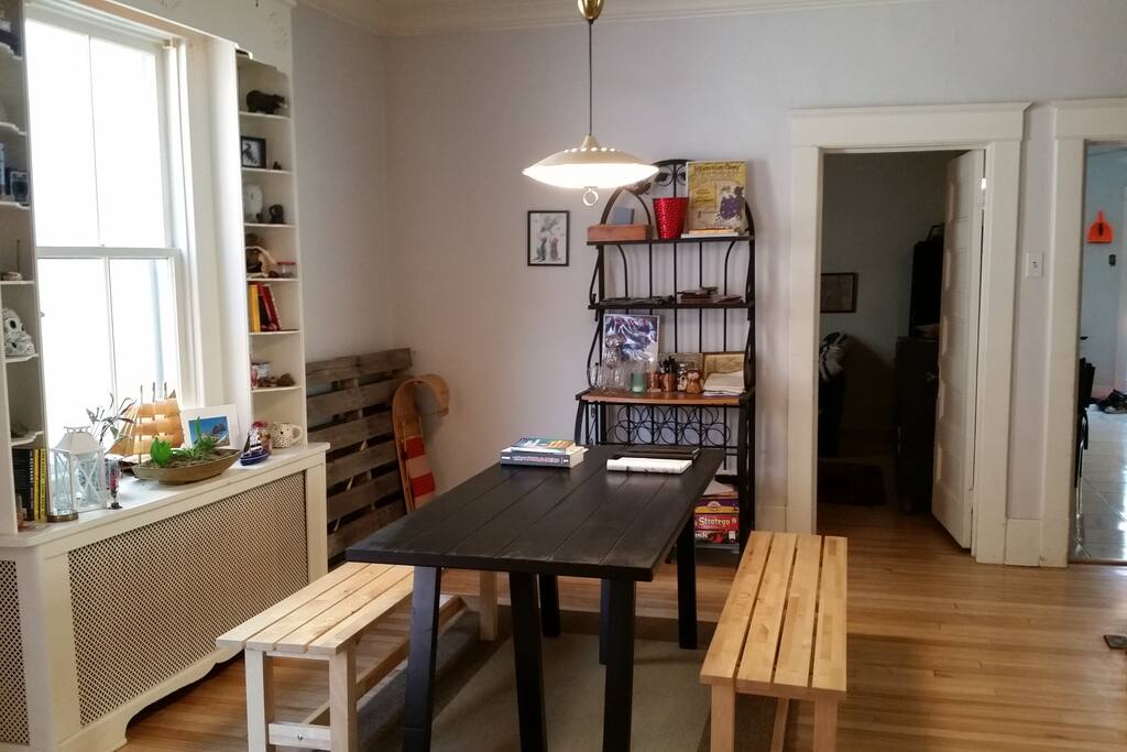 dining area.