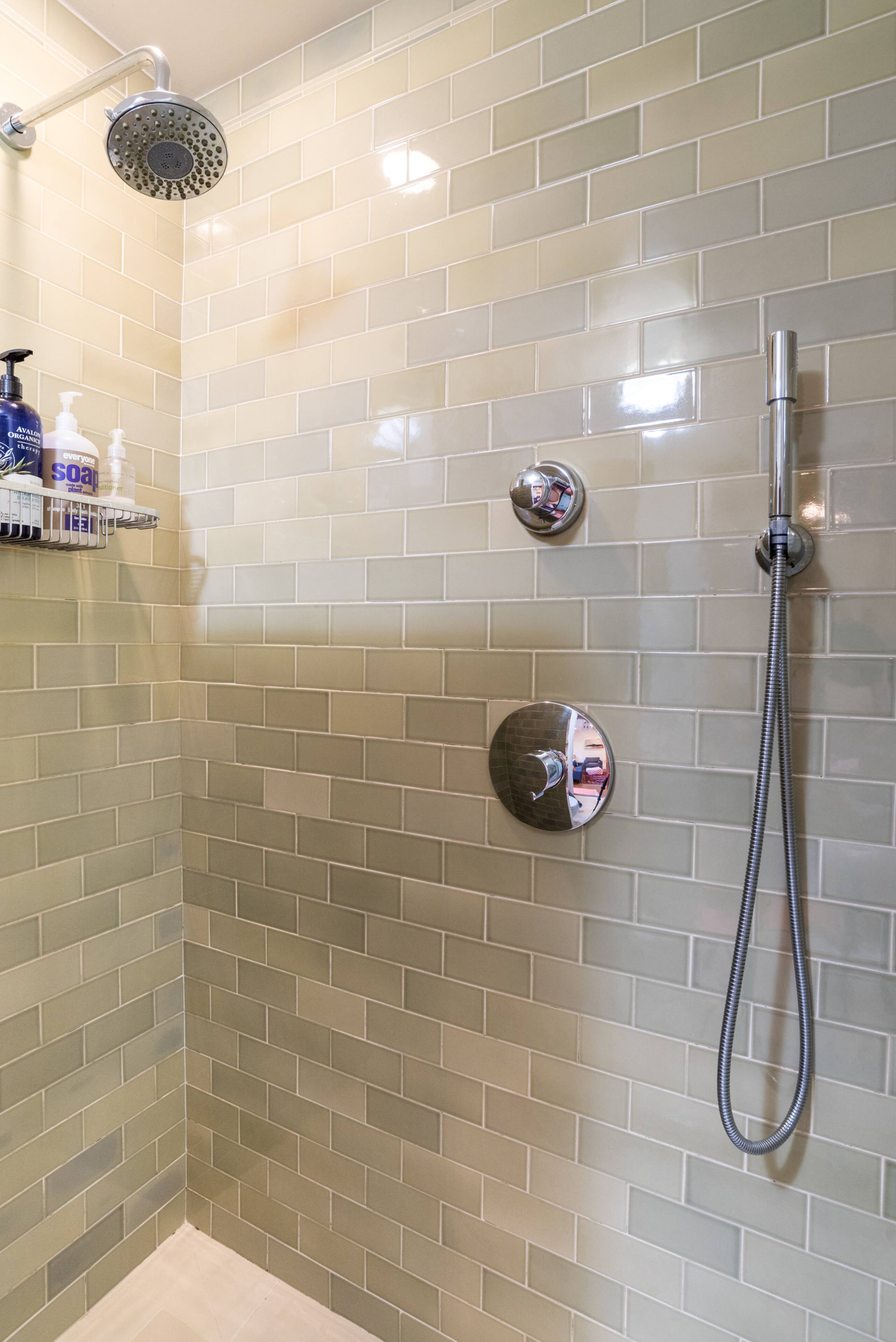 Home in San Francisco · ★4.91 · 1 bedroom · 1 bed · 1 bath - Image 32
