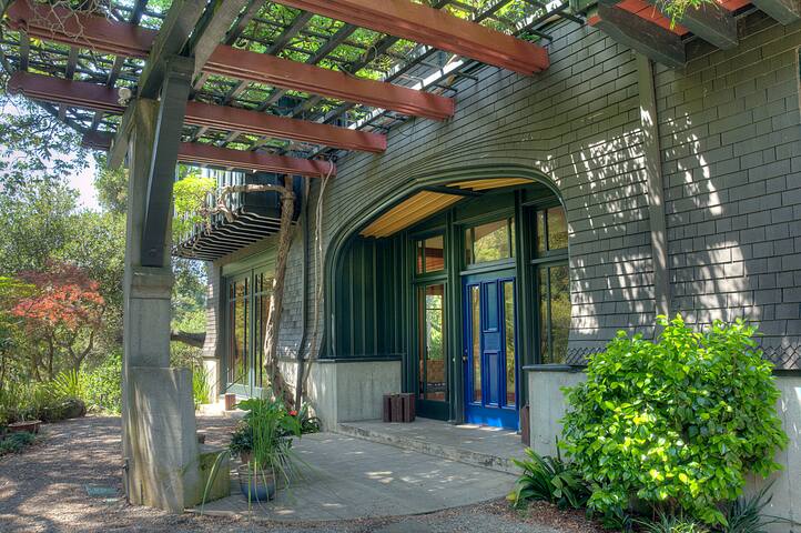 Historic Maybeck Estate and Botanical Garden gallery image 2