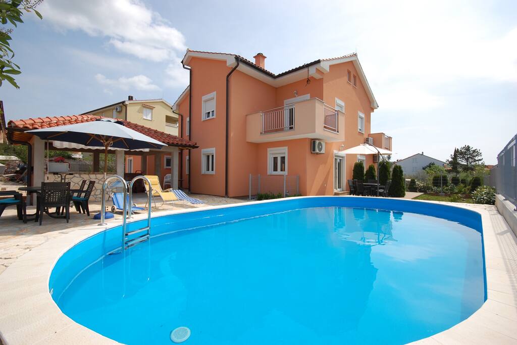 House with pool