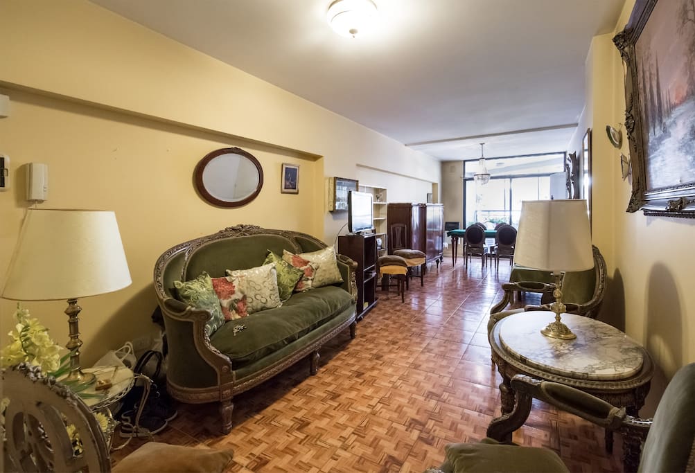 Estilo Luis XVI de los muebles del sector living