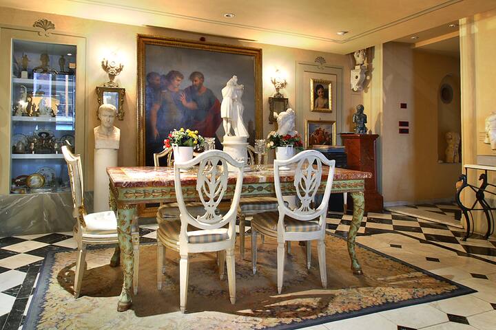 Appartamento Galleria Centro Storico Duomo e SMN gallery image 5