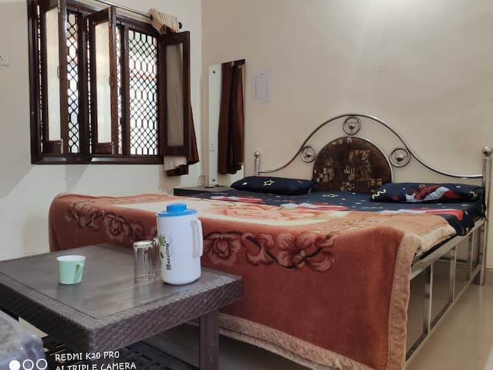 Hotel Kanjis - Mount Abu