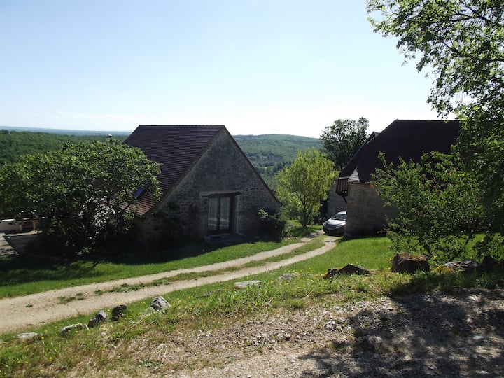 airbnb tour de faure