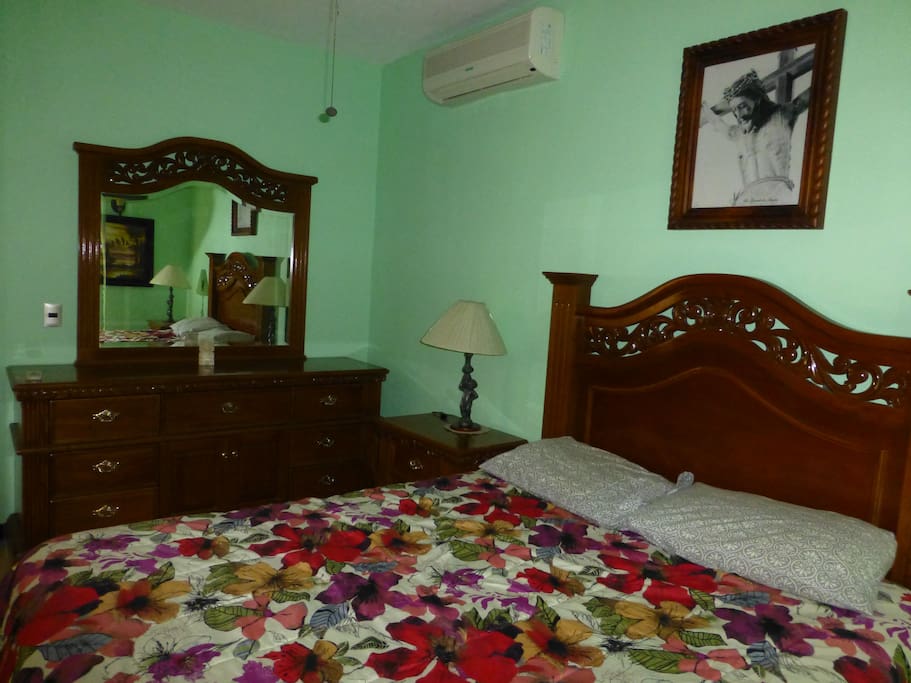 Master bedroom queen size bed