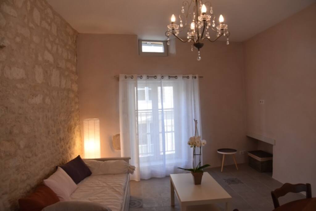 la coin salon avec canapé lit gigogne (2 x 80 cm)