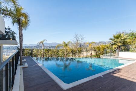 Superbe studio hauteur de Nice (parking inclus)