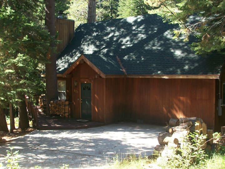 Heart of the City, Tahoe City, CA Cabins for Rent in Tahoe City